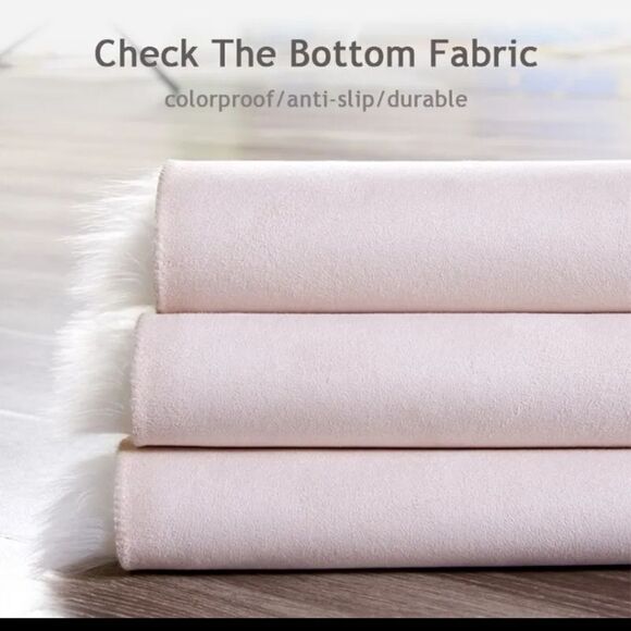 NWOT Faux Fur Heart Shaped Rug 😍 - Picture 4 of 5